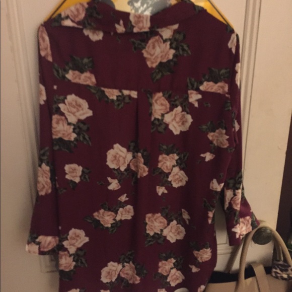 XL floral blouse - Picture 2 of 2